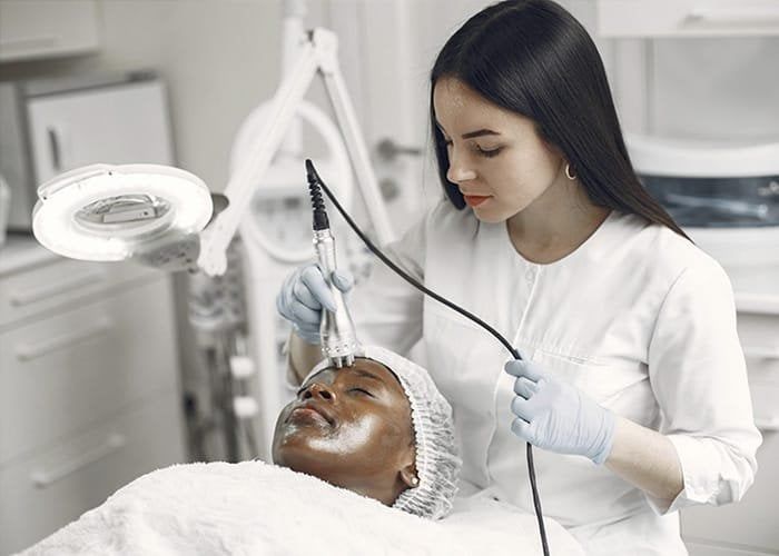 Skin Doctors and Dermatologists